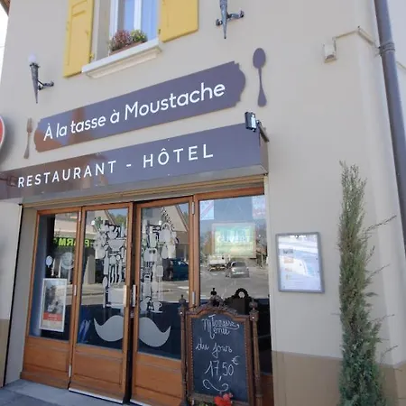 A La Tasse A Moustache