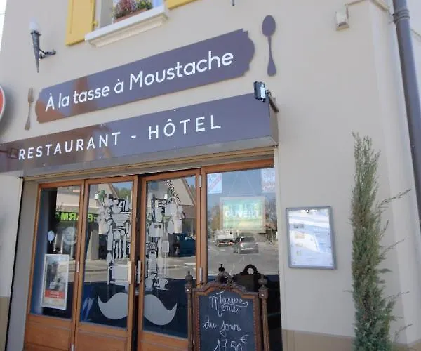 A La Tasse A Moustache