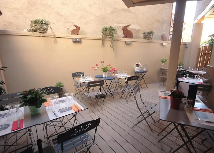 A La Tasse A Moustache Hotel